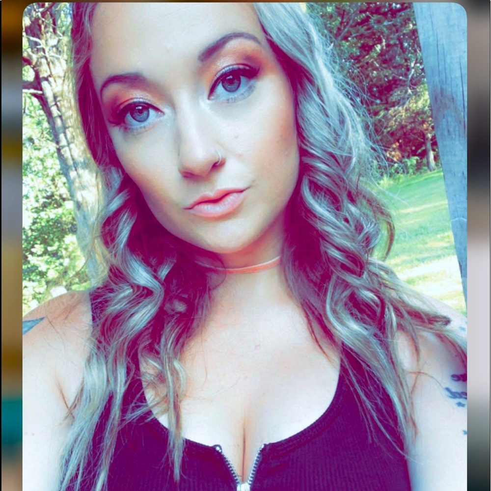 Meet your Posher, Abbigayle